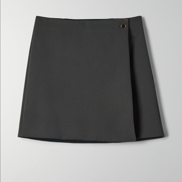 Babaton Wayne skirt!! - Picture 4 of 6